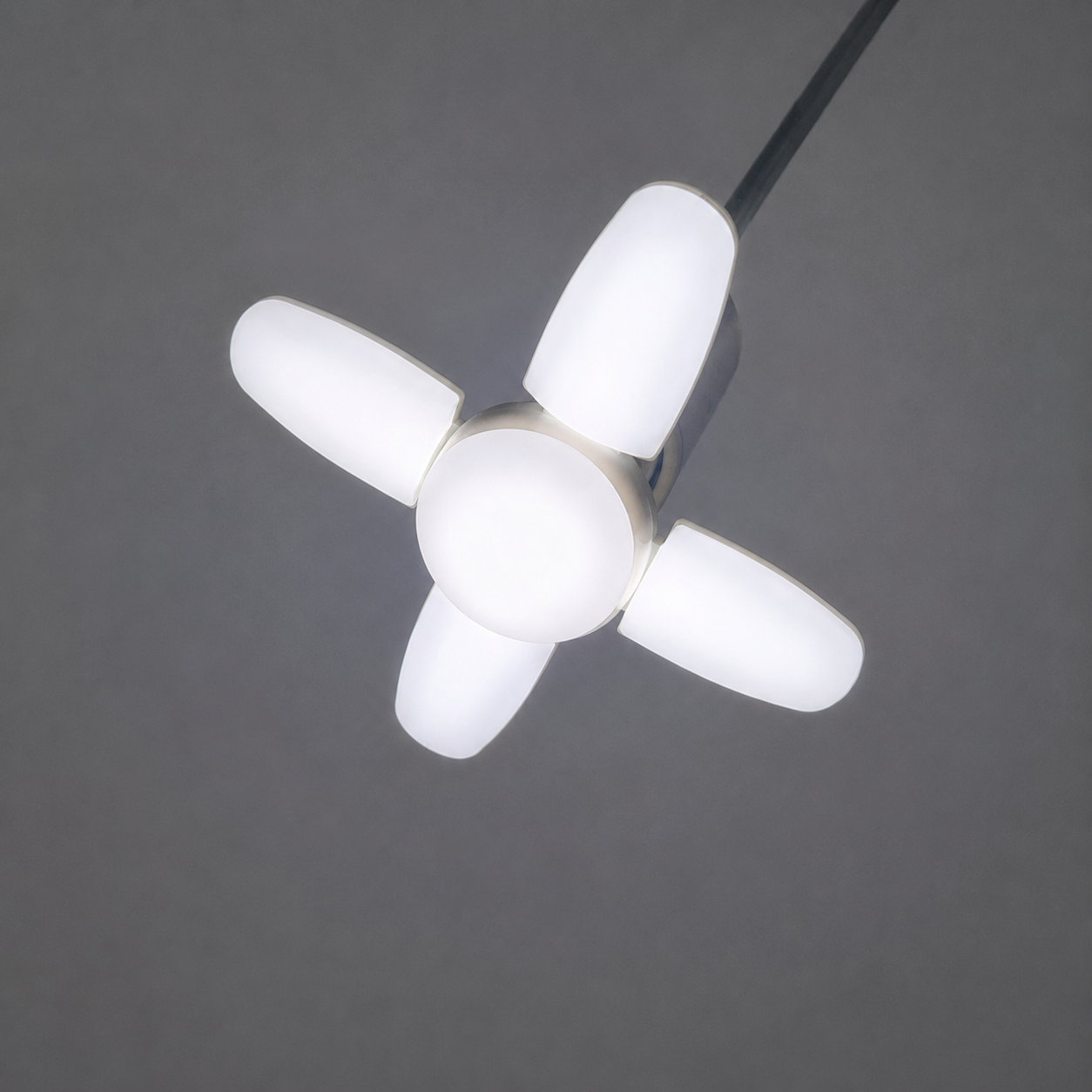 Foldable Fan Blade LED Bulb – 28W
